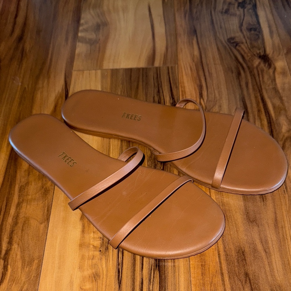 TKEES Gemma Sandals